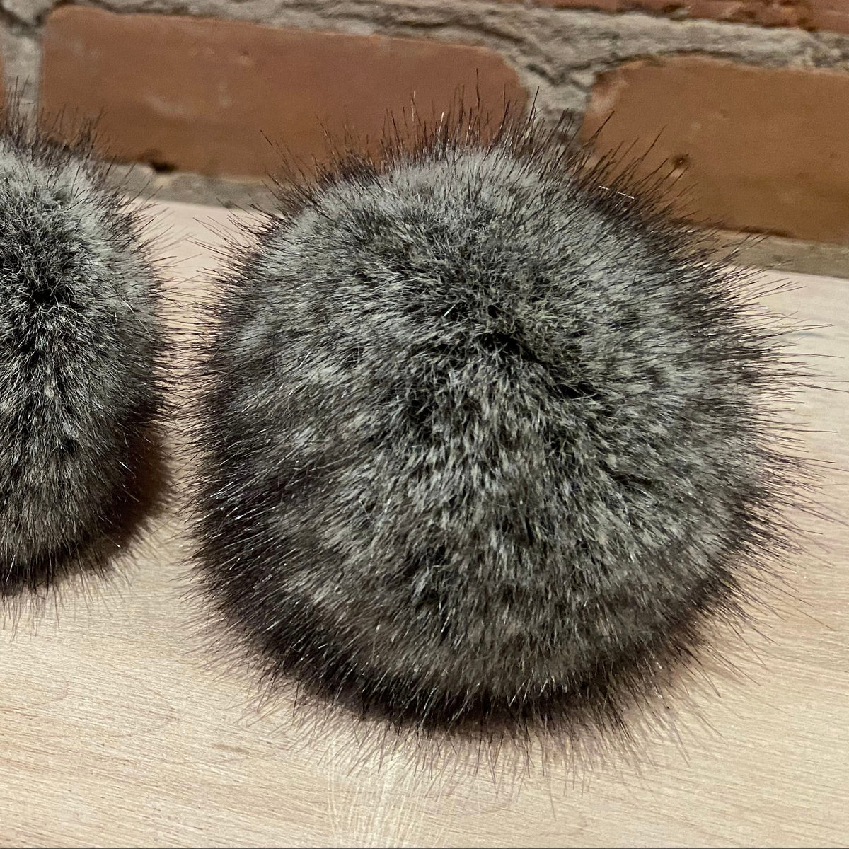 Grey Speckled Faux Fur Pom, 3 Inch