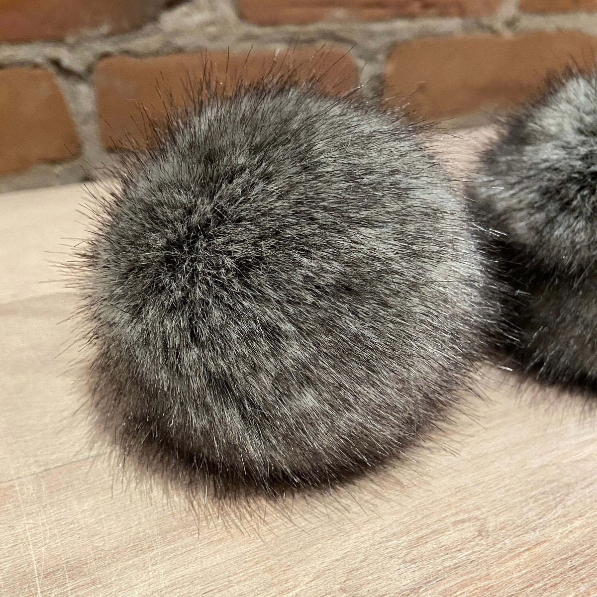 Grey Speckled Faux Fur Pom, 3 Inch