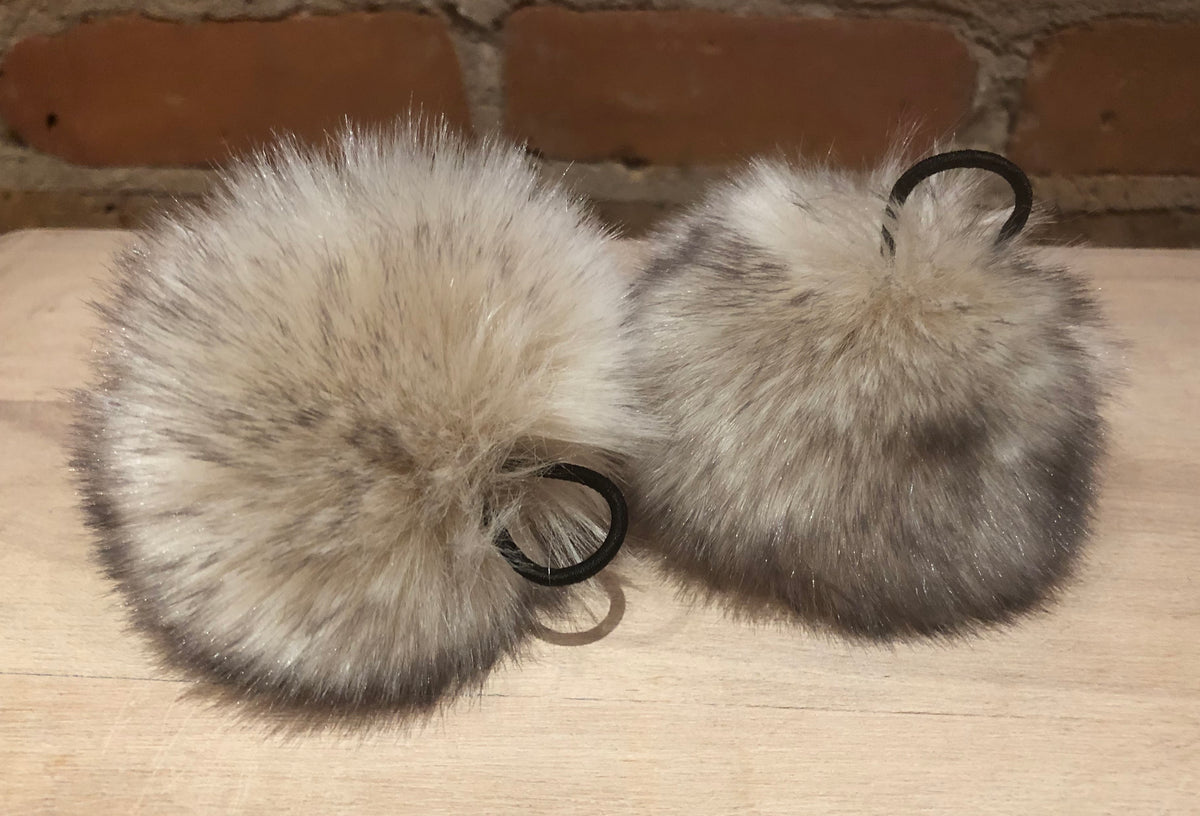 Black Fleck Beige Pom, 3 Inch