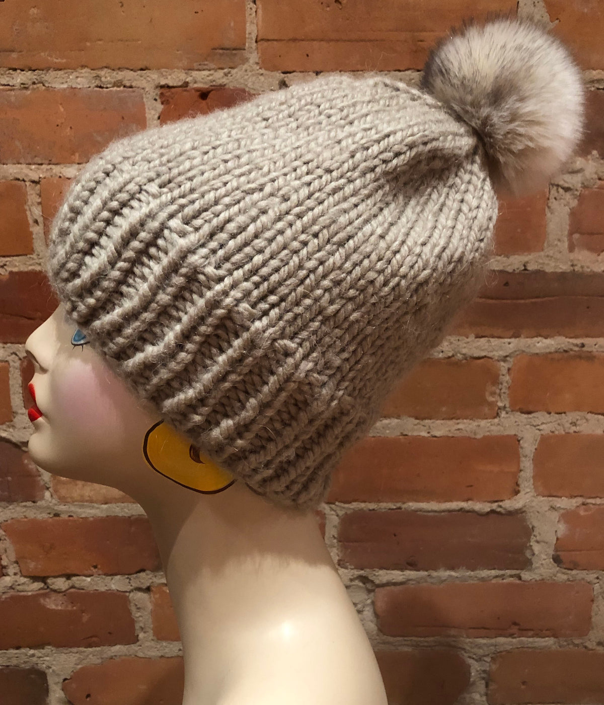 Black Fleck Beige Pom, 3 Inch