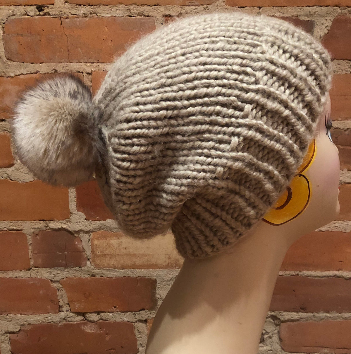 Black Fleck Beige Pom, 3 Inch