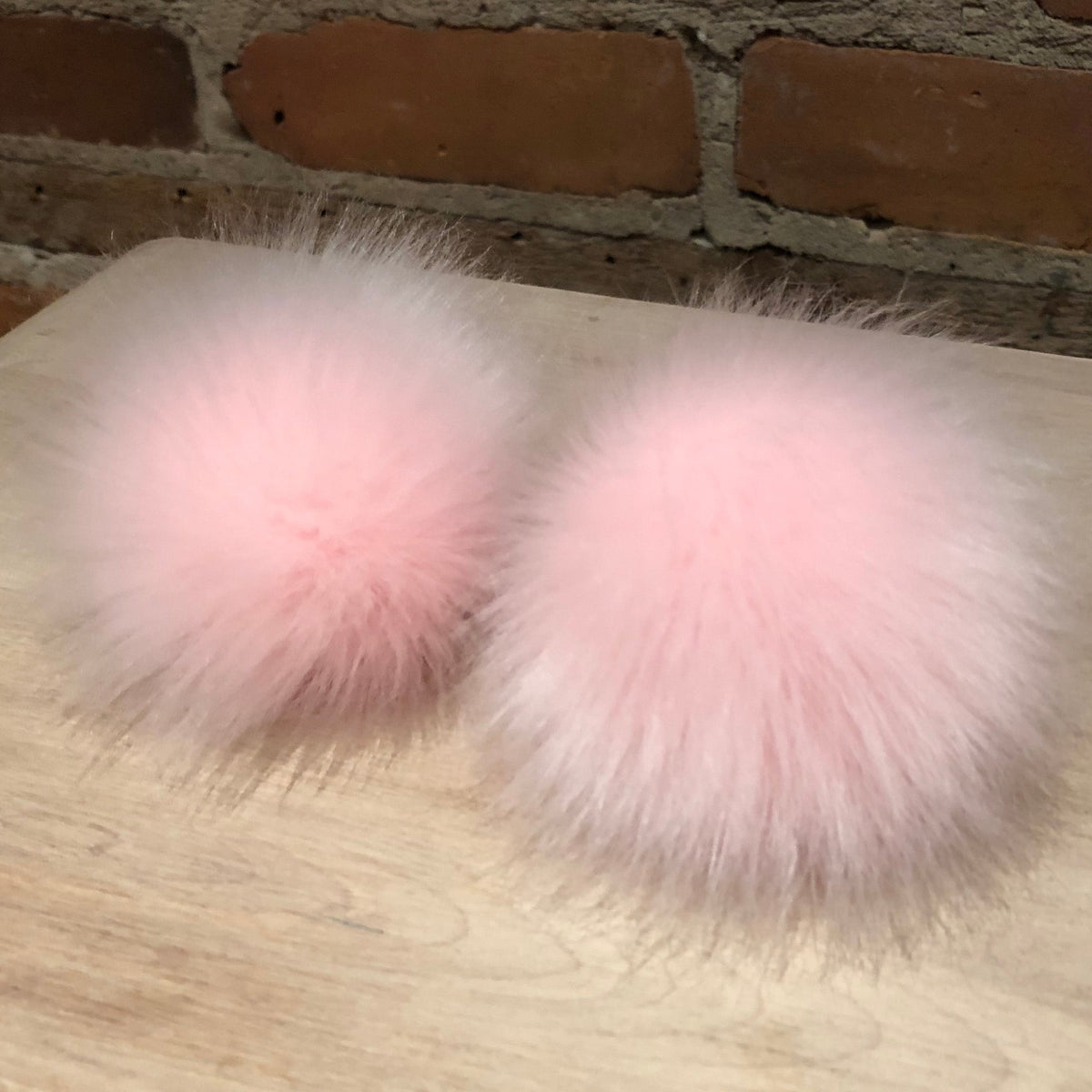 Bubblegum Pink Fox Faux Fur Pom, 3 Inch
